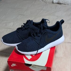 Nike Dark Blue and White Running Shoes